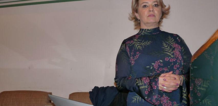 TIKA prezentirala sistem i način uzgoja povrća na balkonima za građane Zenice