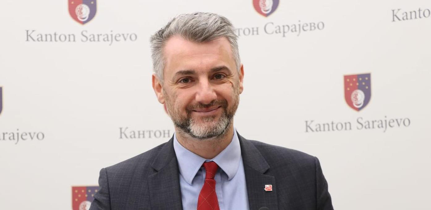 Forto najavio: Radnici covid odjela u KS dobit će novčanu stimulaciju