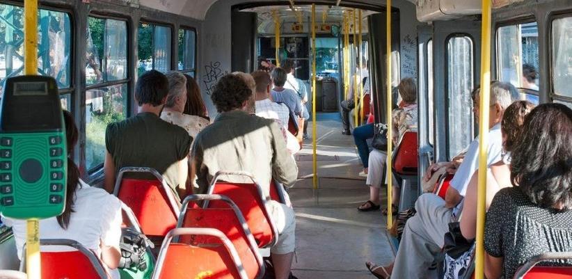 Naložene pojačane kontrole broja putnika u vozilima gradskog saobraćaja u KS