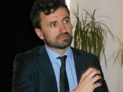 Lasheras: Sukobi, napetosti i slabe institucije prepreke za EU