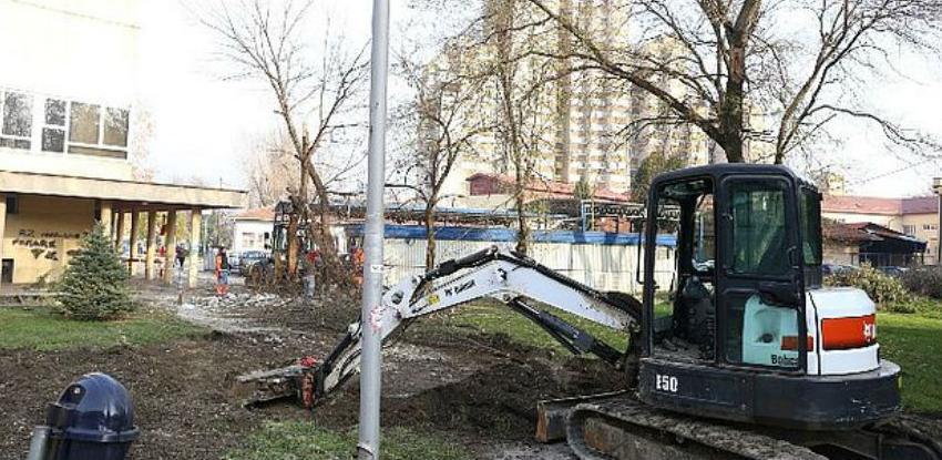 Počeli radovi na vanjskom uređenju ispred objekta "Doma zdravlja" Zenica