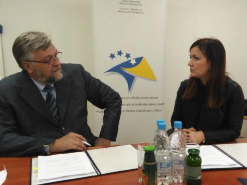 Unapređenje vještina i znanja IT službenika u javnoj upravi