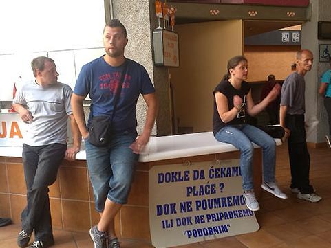 Radnici preduzeća ZOI '84 nastavljaju štrajk