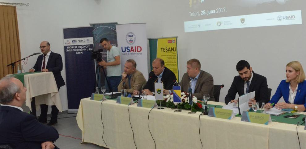 Loše stanje u privredi jedan od razloga odlaska radne snage iz BiH