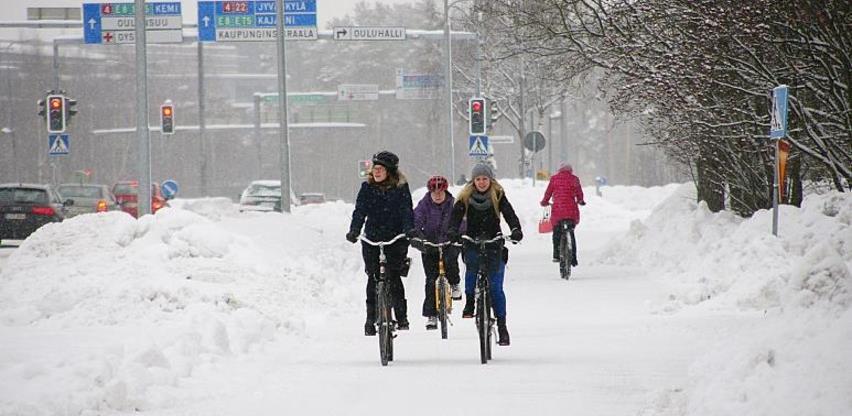 Grad u kojem biciklisti "pedalaju" do posla i škole čak i zimi