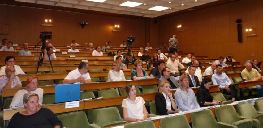 Vijećnici odbili prijedlog gradonačelnika o prodaji "Zenicatransa"