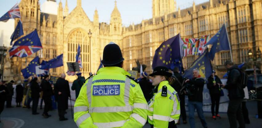 Britanci traže novi referendum o Brexitu