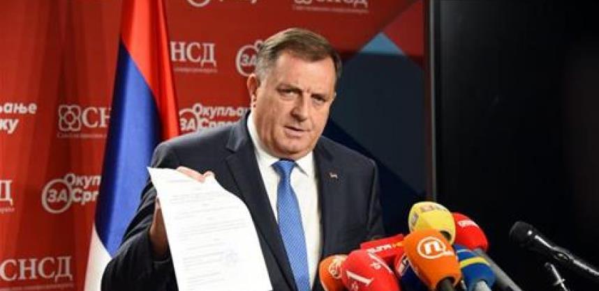 Dodik obustavlja sve investicije i finansijska sredstva prema Banjoj Luci