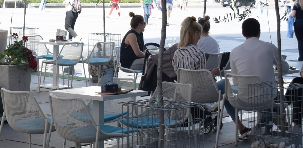 Općina Centar oslobodila vlasnike ljetnih bašti plaćanja naknade za dva mjeseca