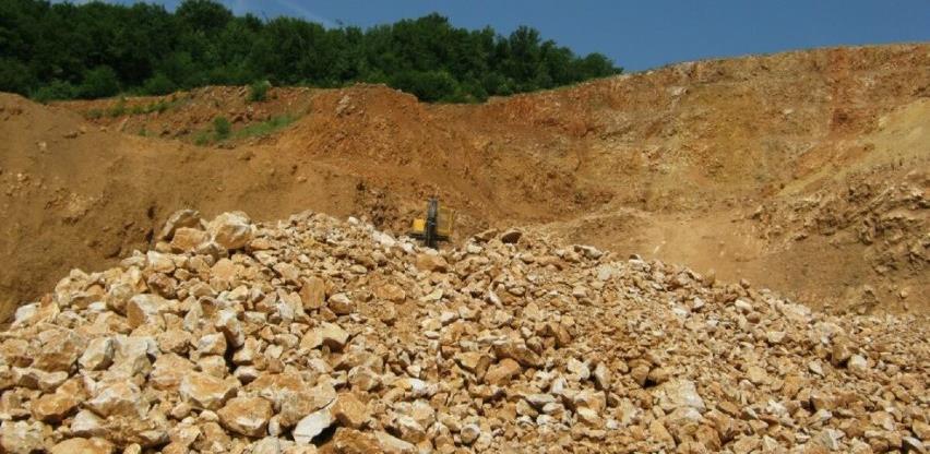 Firma koja eksploatiše kamen u Podorašcu godinama radi bez dozvole