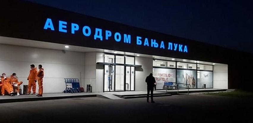 Na banjalučki aerodrom stigao prvi avion sa opremom za mobilnu bolnicu