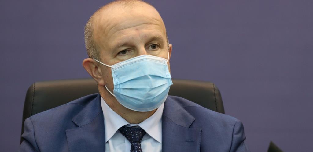 Evo ko će prvi dobiti vakcinu protiv COVID-a, u jednom satu šest doza