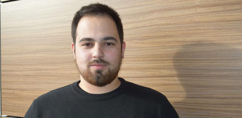 Kako je Luka Pejović dobio prvo zaposlenje i prije završenog studija?