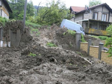 Objavljen konkurs o dodjeli parcela porodicama sa nastradalih područja