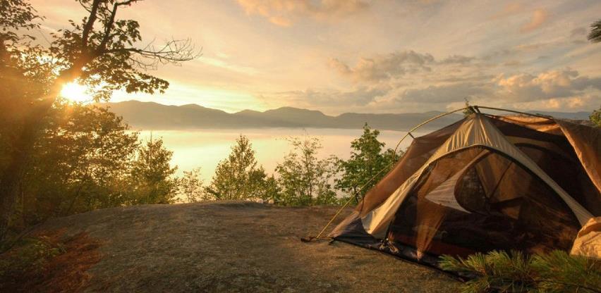 5 dobrih razloga za spavanje pod vedrim nebom
