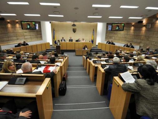 Usvojen Nacrt zakona o konverziji kredita sa valutnom klauzulom u CHF