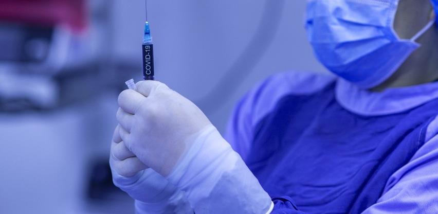 Ruske vakcine za RS ocarinjene i odvezene sa sarajevskog aerodroma