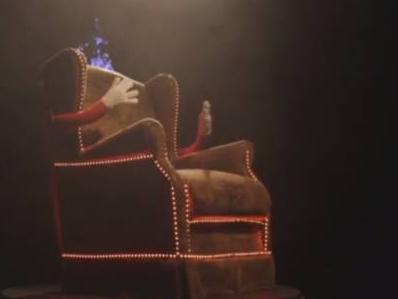 Stolica koja će vas zagrliti kad vam čestitaju rođendan na Facebooku