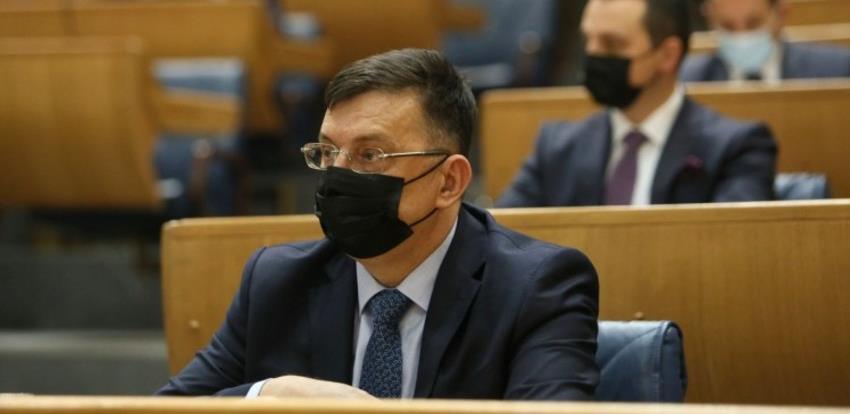 Vakcine će biti besplatne za prioritetne grupe, stižu do kraja januara