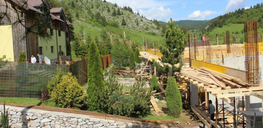 Napreduju radovi na projektu dogradnje škole u prirodi u Šabićima