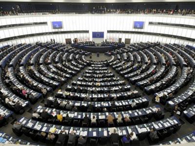 Povijesna inicijativa: Novinari izvode Europski parlament na sud