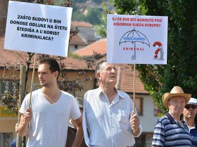 Štediše traže usklađivanje slovenskog zakona s presudom suda u Strazburu