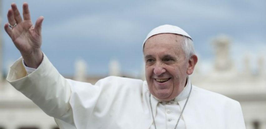 Papa internet kompanijama: Upotrijebite zaradu da zaštitite djecu