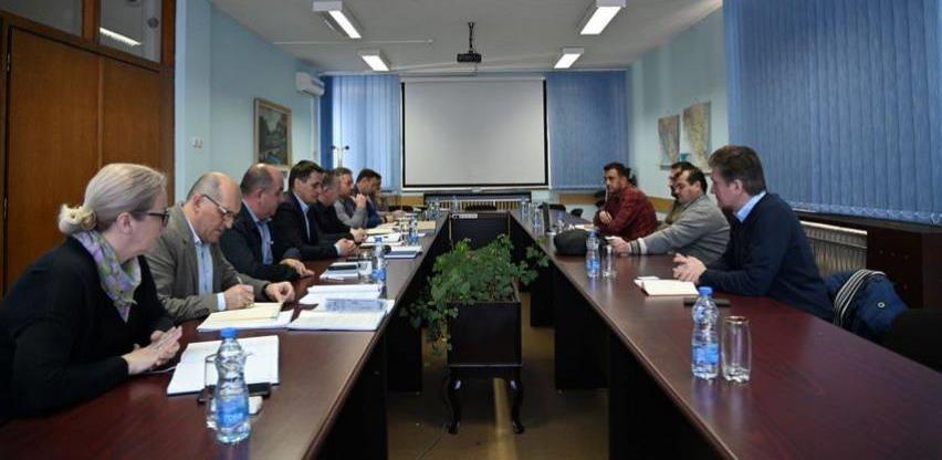 željeznička infrastruktura