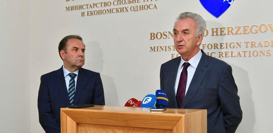 Ukoliko Kosovo ne ukine takse, BiH i Srbija uvode kontramjere