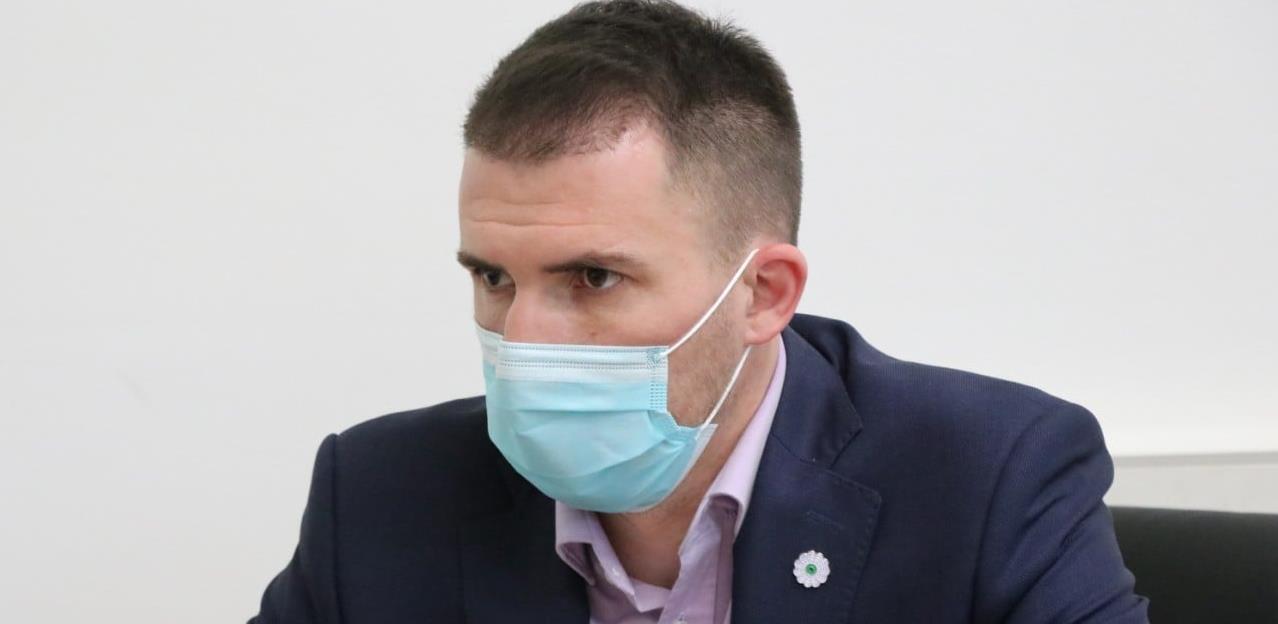 adnan delić