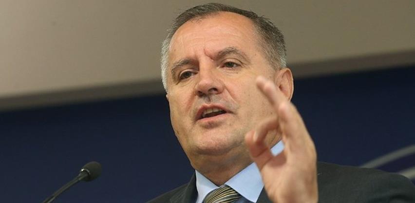 Višković: Zdravstveni sektor spreman, zaštitne opreme ima za šest mjeseci