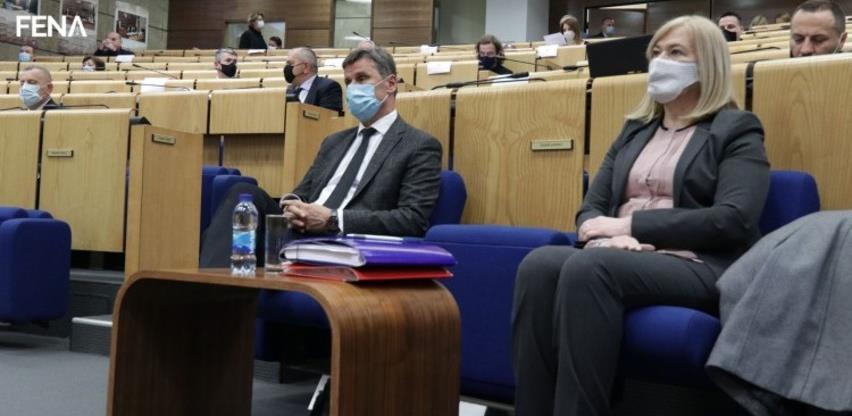 Miličević: Očuvati radna mjesta i zaštititi zdravstvo