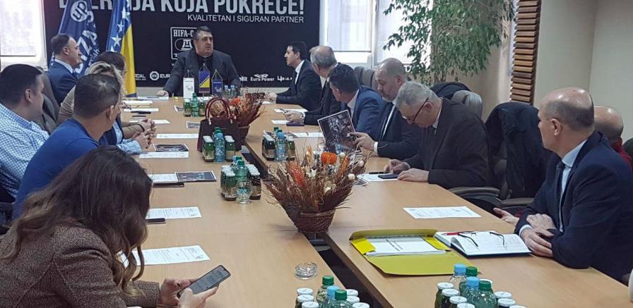 Vlada ZDK podržava Sajam privrede Tešanj