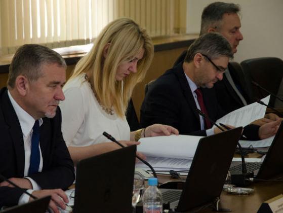 Vlada FBiH razmatra listu prioritetnih investicionih projekata