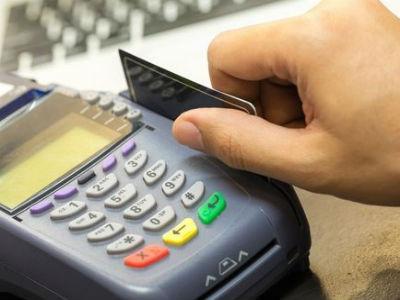 Službenici EU troše milione za plaćanje hrane i smještaja