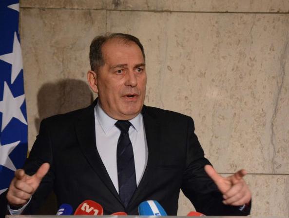 Mektić: 400 od 700 registrovanih stranih firmi su fiktivne