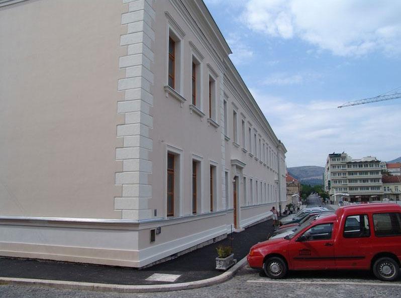 Na pola urađena mostarska Muzička škola ostavljena da propada