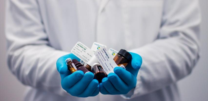 EU predložila razvijanje liječničkog tretmana protiv COVID-19