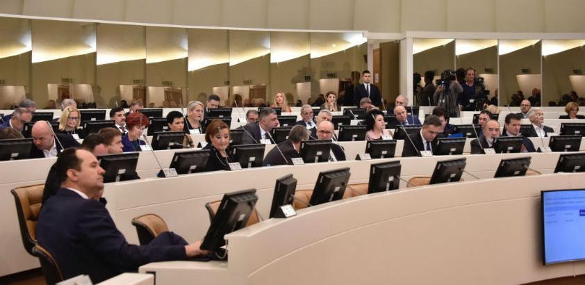 Pročitajte ko je glasao za, a ko protiv usvajanja Zakona o akcizama u BiH