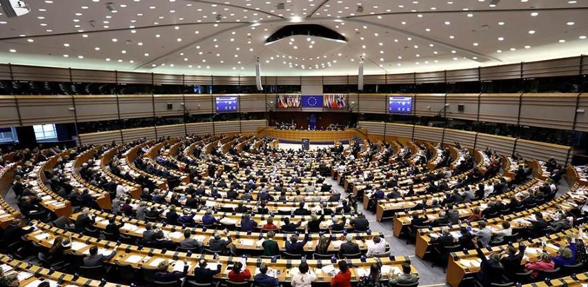 Europski parlament traži usklađivanje EU-a u borbi protiv Covida-19