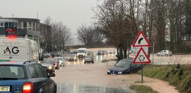 POPLAVE