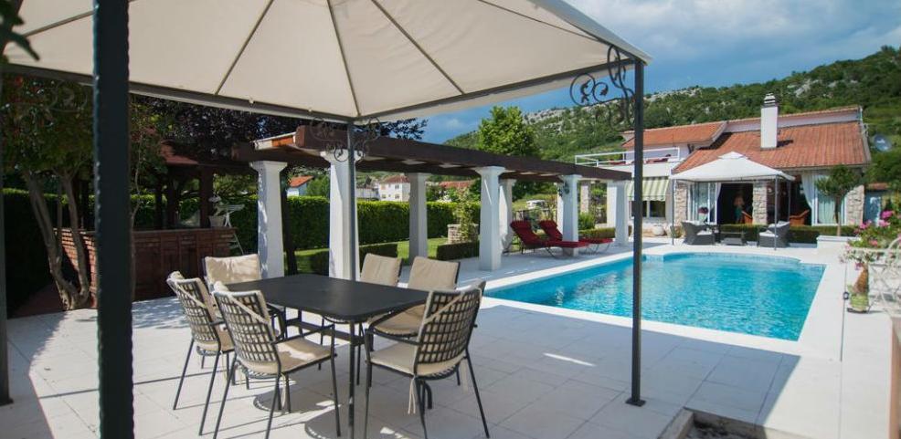 Vile za odmor u BiH plaćaju i po 4000 KM za tri noći