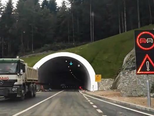 Pogledajte kako izgleda vožnja kroz tunel Karaula