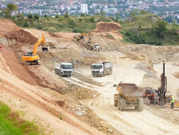 Kompleks Vihovići: Saniranje terena trajat će do travnja 2015. godine