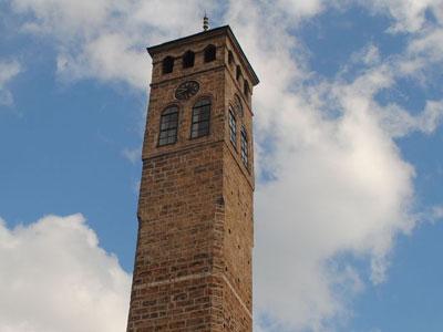 Brendiranjem sahat-kule, Mostara i Sarajeva zaradili bi milijarde KM