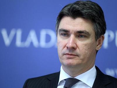 Milanović: Smanjujemo plaće državnih dužnosnika, mirovine se ne diraju