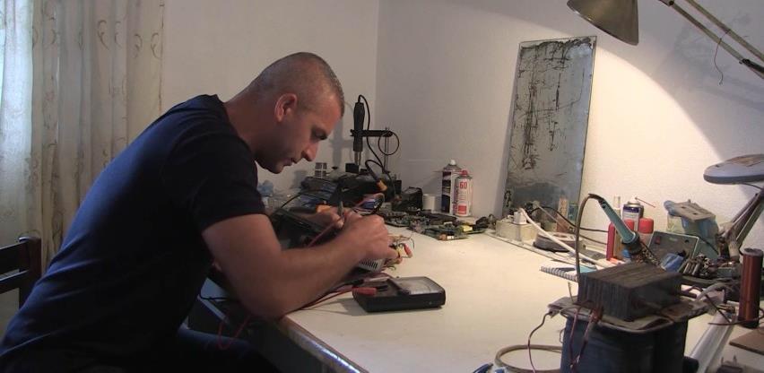 Inovator iz Ugljevika patentirao bežično napajanje