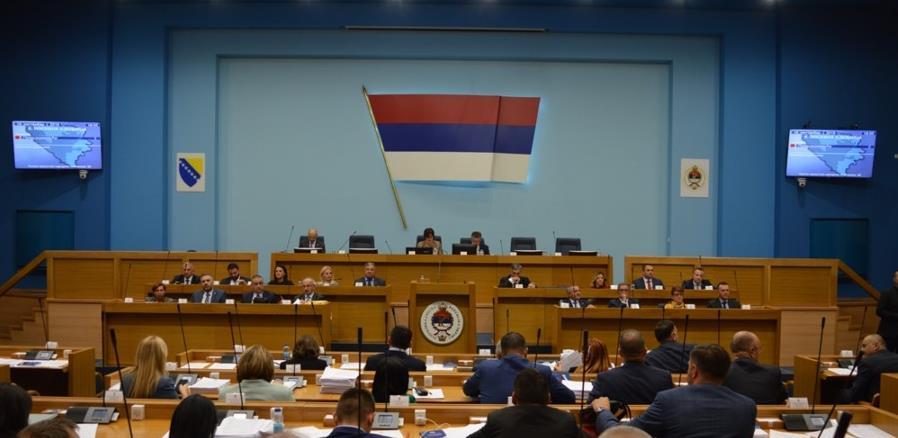 Usvojene odluke o zaduženjima RS za projekte vodovoda te zaštite od poplava
