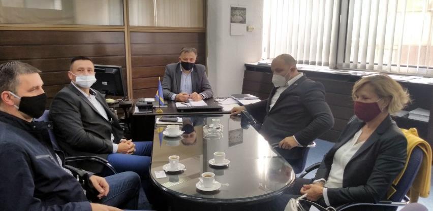 Zukić s predstavnicima Udruženja za tekstilnu i kožarsko-prerađivačku industriju