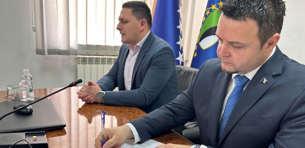 impakt ugovor